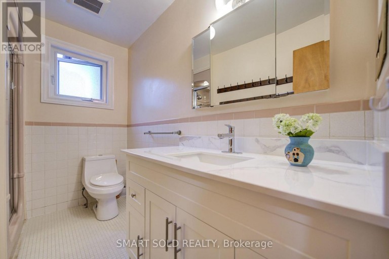 56 GATESVIEW AVENUE, Toronto (Scarborough Village), Ontario, M1J3G5