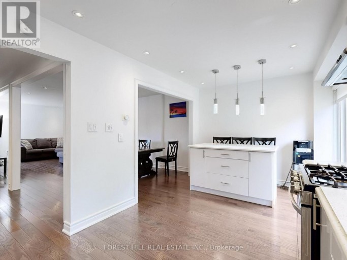 109 SPYGLASS HILL ROAD, Vaughan (Glen Shields), Ontario, L4K2K6