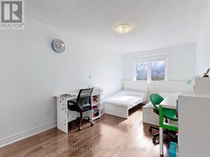 109 SPYGLASS HILL ROAD, Vaughan (Glen Shields), Ontario, L4K2K6