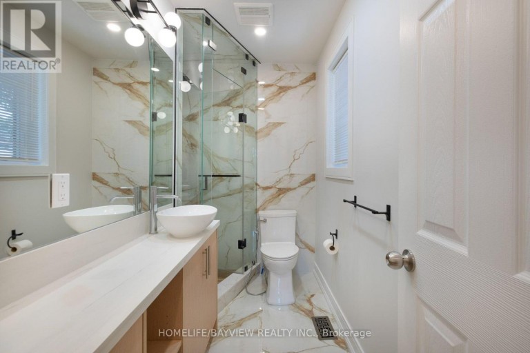 164 STEELES AVENUE E, Markham (Grandview), Ontario, L3T1A5