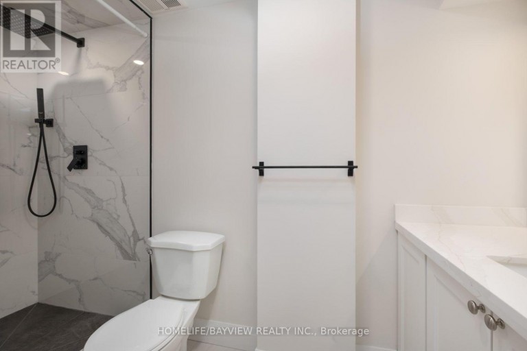 164 STEELES AVENUE E, Markham (Grandview), Ontario, L3T1A5