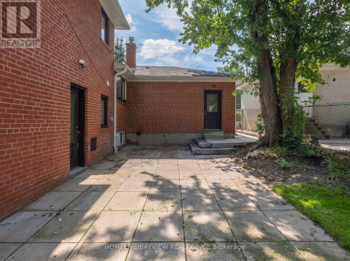 164 STEELES AVENUE E, Markham (Grandview), Ontario, L3T1A5