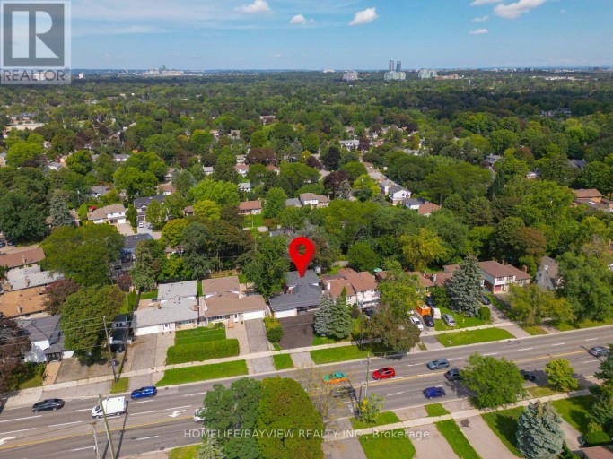 164 STEELES AVENUE E, Markham (Grandview), Ontario, L3T1A5