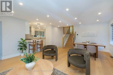 164 STEELES AVENUE E Markham (Grandview) Ontario photo 9