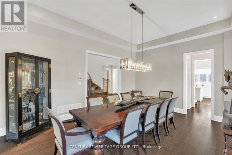 43 SIR HENRY COURT, King (King City), Ontario, L7B0P5