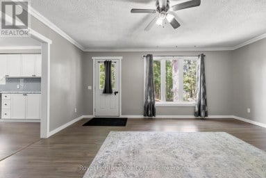 14 MORRISON STREET Kawartha Lakes (Laxton/Digby/Longford) Ontario photo 10