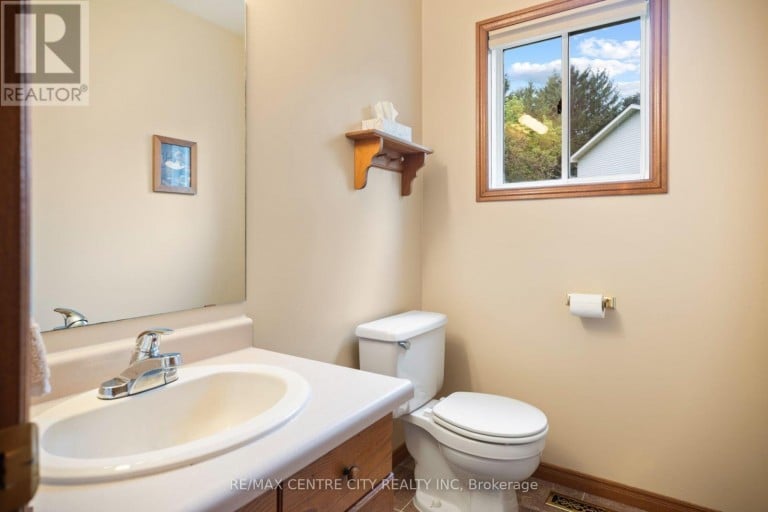 334 CANTERBURY PLACE, Central Elgin (Belmont), Ontario, N0L1B0