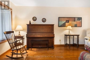 334 CANTERBURY PLACE Central Elgin (Belmont) Ontario photo 5