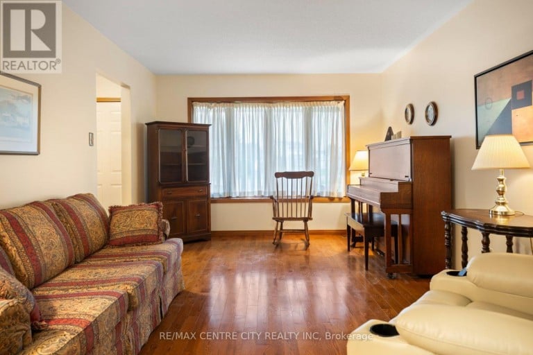 334 CANTERBURY PLACE, Central Elgin (Belmont), Ontario, N0L1B0