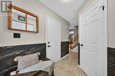 48 - 31 SCHRODER CRESCENT Guelph (Grange Road) Ontario photo 11