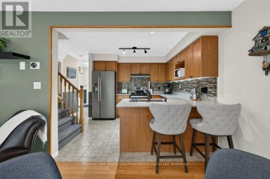 48 - 31 SCHRODER CRESCENT Guelph (Grange Road) Ontario photo 14