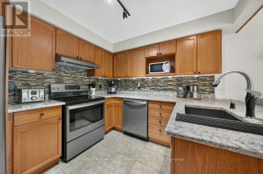 48 - 31 SCHRODER CRESCENT Guelph (Grange Road) Ontario photo 17