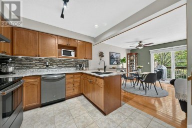 48 - 31 SCHRODER CRESCENT Guelph (Grange Road) Ontario photo 21