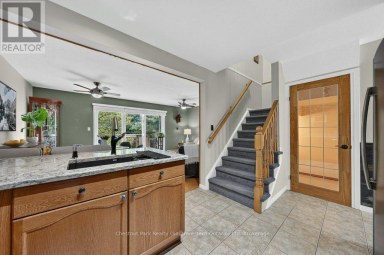 48 - 31 SCHRODER CRESCENT Guelph (Grange Road) Ontario photo 22