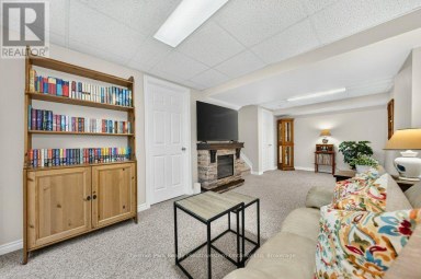 48 - 31 SCHRODER CRESCENT Guelph (Grange Road) Ontario photo 41