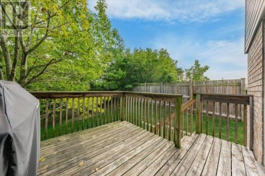 48 - 31 SCHRODER CRESCENT Guelph (Grange Road) Ontario photo 45
