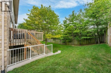48 - 31 SCHRODER CRESCENT Guelph (Grange Road) Ontario photo 49