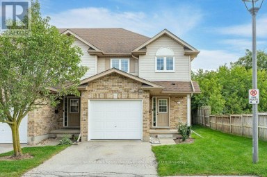 48 - 31 SCHRODER CRESCENT Guelph (Grange Road) Ontario photo 9