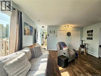 80 rue de la Gare Pointe-Verte New Brunswick photo 33