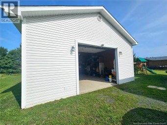 80 rue de la Gare Pointe-Verte New Brunswick photo 8