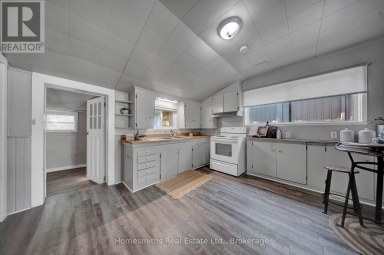 95 EMILY STREET Clarington (Newcastle) Ontario photo 16