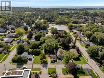 95 EMILY STREET Clarington (Newcastle) Ontario photo 4