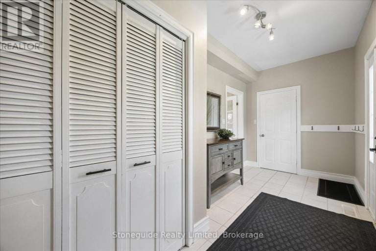 1611 PARKHILL ROAD W, Cavan Monaghan (Cavan-Monaghan), Ontario, K9J0E5