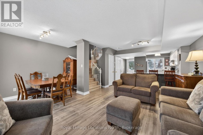 43 SUNDIAL COURT, Collingwood, Ontario, L9Y5E5