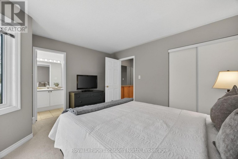 43 SUNDIAL COURT, Collingwood, Ontario, L9Y5E5