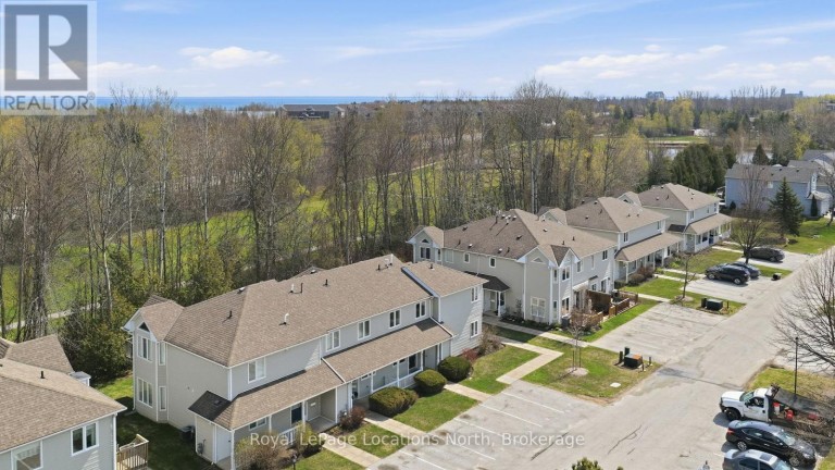 43 SUNDIAL COURT, Collingwood, Ontario, L9Y5E5