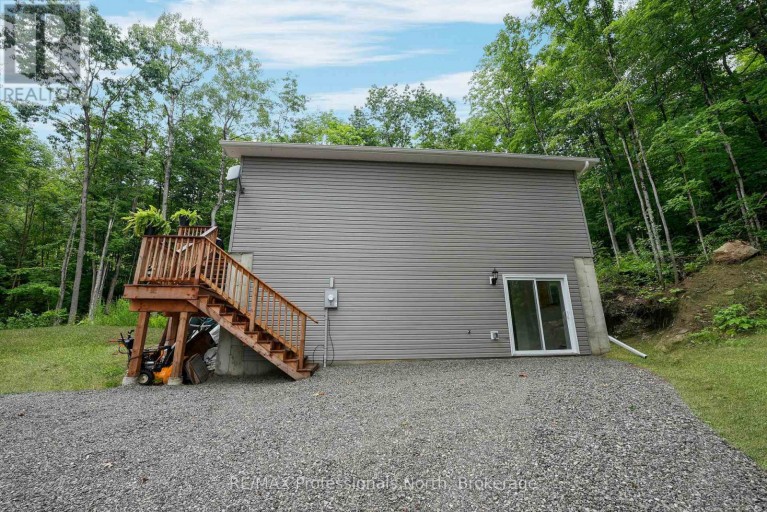 1065 HENDERSON'S ROAD, Minden Hills (Lutterworth), Ontario, K0M2S0
