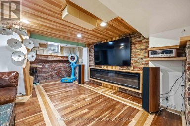 26 ABRAHAM WELSH ROAD Toronto (Humberlea-Pelmo Park) Ontario photo 27