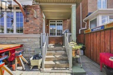 26 ABRAHAM WELSH ROAD Toronto (Humberlea-Pelmo Park) Ontario photo 32