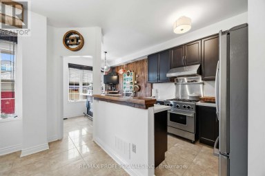 26 ABRAHAM WELSH ROAD Toronto (Humberlea-Pelmo Park) Ontario photo 5