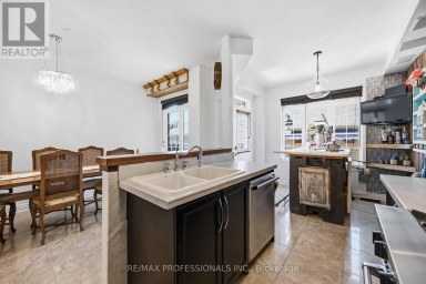 26 ABRAHAM WELSH ROAD Toronto (Humberlea-Pelmo Park) Ontario photo 8