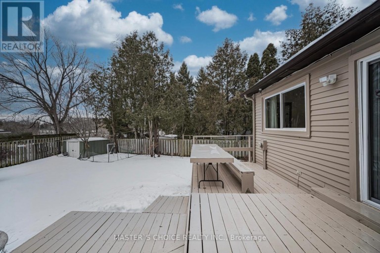 3294 RHONDA VALLEY DRIVE, Mississauga (Mississauga Valleys), Ontario, L5A3E9