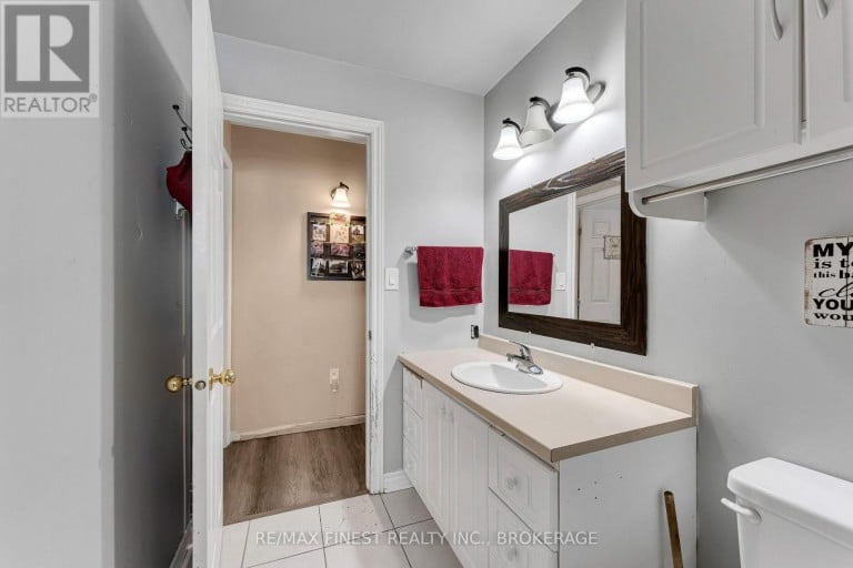1 NEELY STREET, Stone Mills (Stone Mills), Ontario, K0K3G0