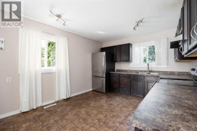 16 Centennial Drive Fort McMurray Alberta photo 10