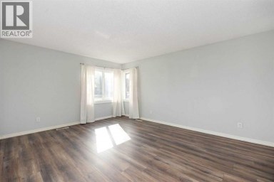 16 Centennial Drive Fort McMurray Alberta photo 4