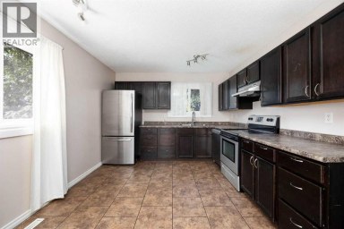 16 Centennial Drive Fort McMurray Alberta photo 7