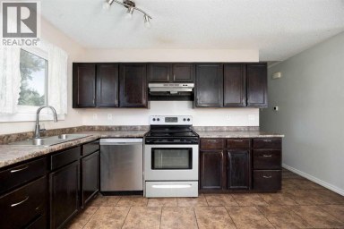 16 Centennial Drive Fort McMurray Alberta photo 9