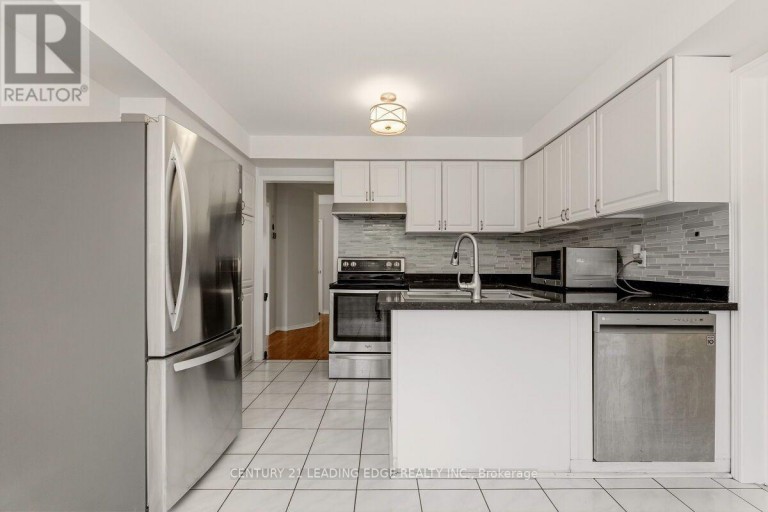 2409 BUTTERNUT CRESCENT, Burlington (Headon), Ontario, L7M3J7