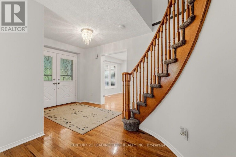 2409 BUTTERNUT CRESCENT, Burlington (Headon), Ontario, L7M3J7