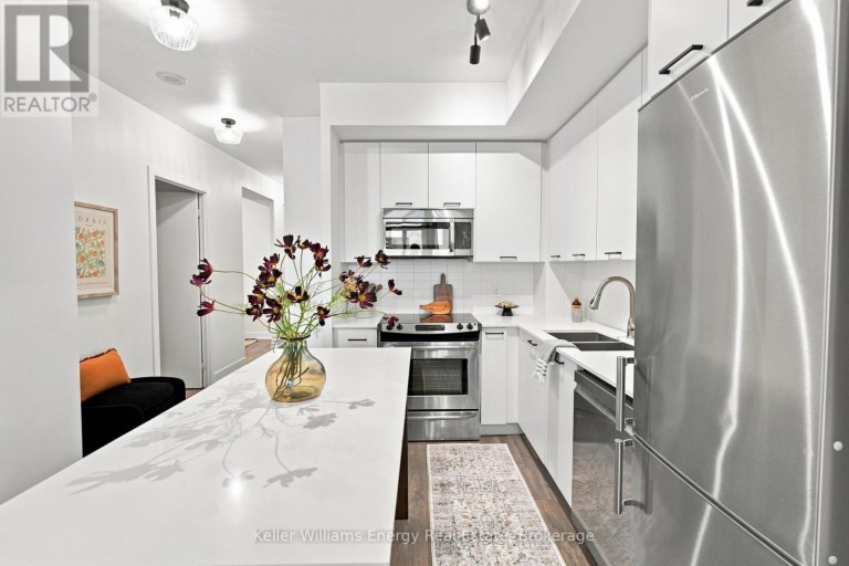 635 - 9471 YONGE STREET, Richmond Hill (Observatory), Ontario, L4C0Z5
