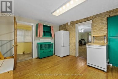 553 CHAMBERLAIN STREET Peterborough (Town Ward 3) Ontario photo 10