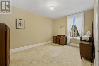 553 CHAMBERLAIN STREET Peterborough (Town Ward 3) Ontario photo 16
