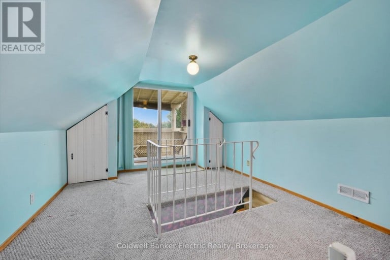 553 CHAMBERLAIN STREET, Peterborough (Town Ward 3), Ontario, K9J4L6