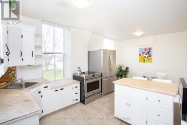 17 DODD STREET Kawartha Lakes (Fenelon Falls) Ontario photo 15