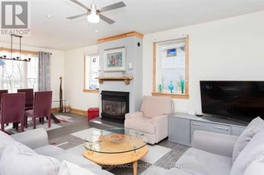 17 DODD STREET Kawartha Lakes (Fenelon Falls) Ontario photo 17