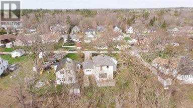 17 DODD STREET Kawartha Lakes (Fenelon Falls) Ontario photo 32
